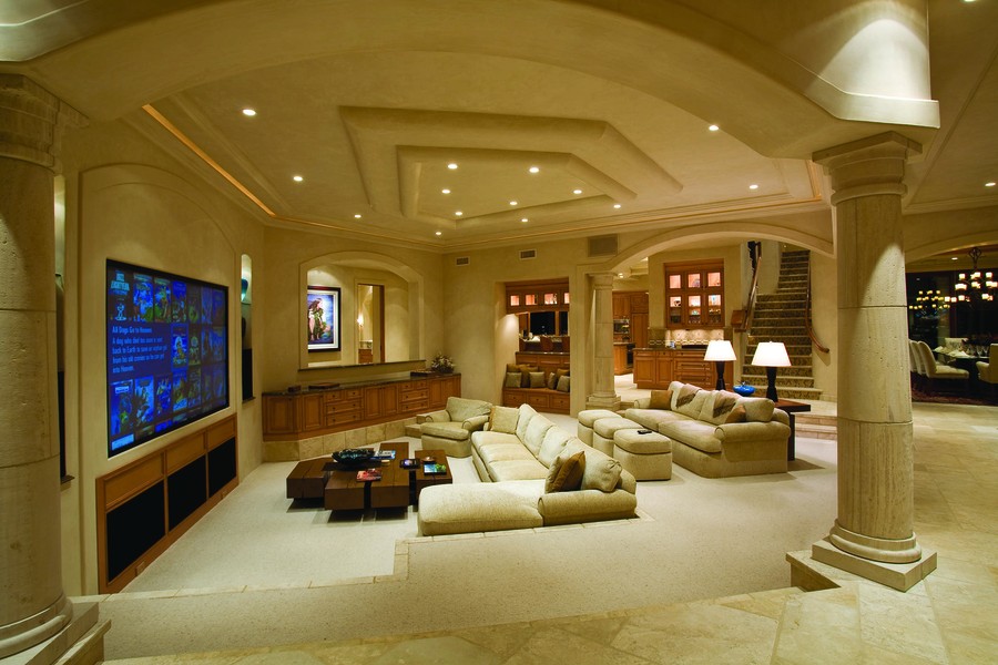 going-beyond-the-big-screen-with-a-home-video-wall-installation
